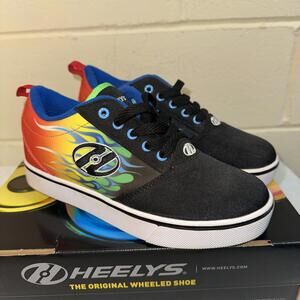 Heelys Rainbow Fire Flames Pro 20 Prints Shoes Size 5 boys youth 10384